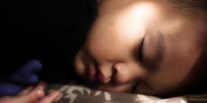 子供 寝ない イライラ 睡眠障害